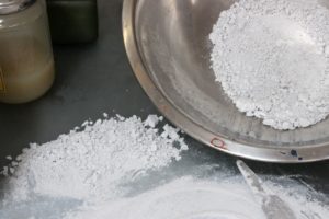 Lead white preparation